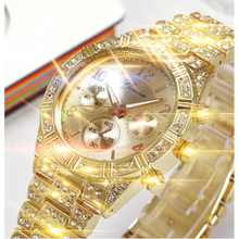 Women’s Crystal Quartz Analog Watch