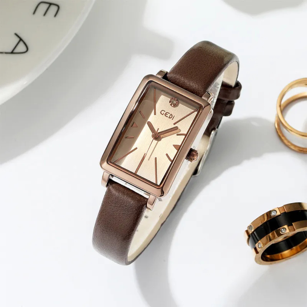Eclisse | Retro Style Small Square Plate Women's Watch