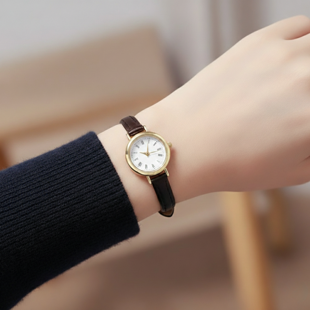 Lina | Simple And Compact Alloy Belt Watch