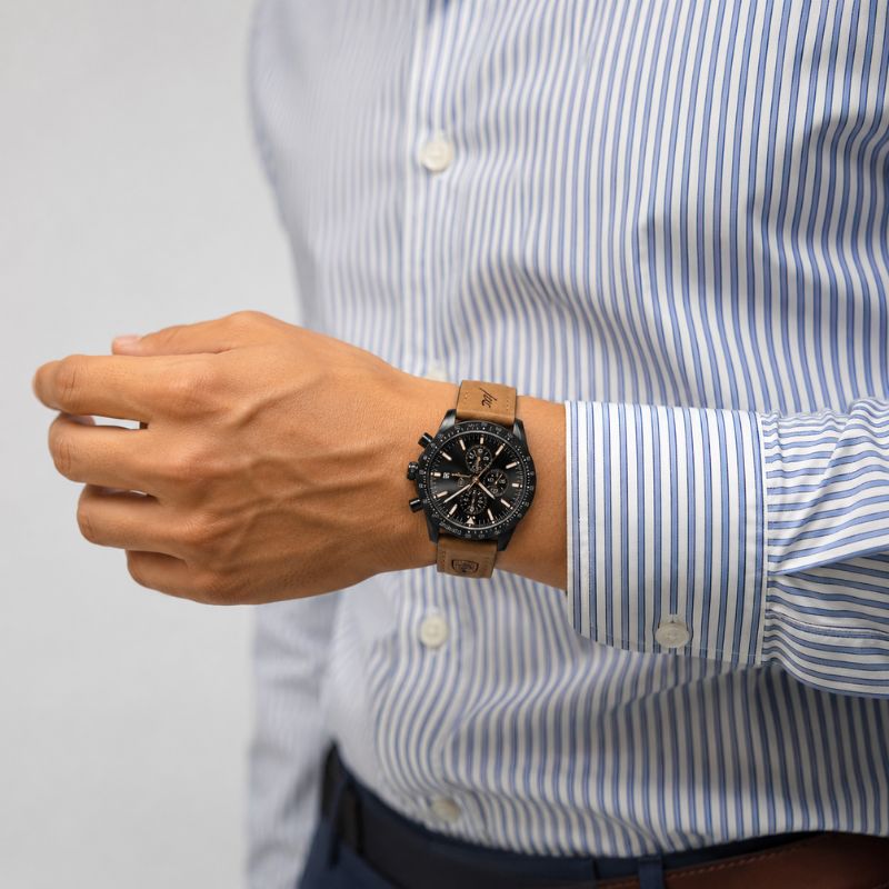 David | Stylish Men’s Chronograph with Versatile Strap Options | 44mm