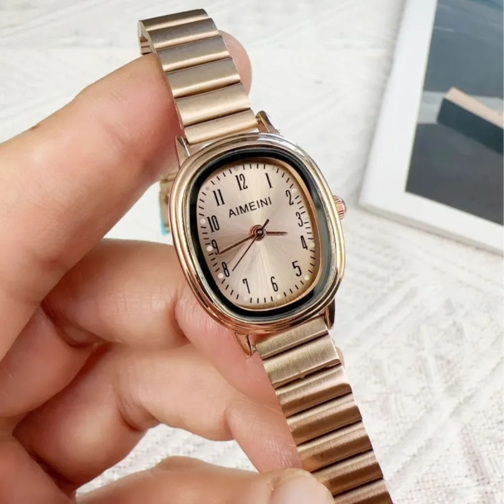 Zerina | Oval Disk Retro Digital Simple Watch